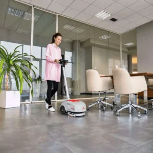 Mașina de spălat pardoseli Comac Vispa XS