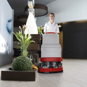 Mașina de spălat pardoseli - COMAC VERSA 55 BT